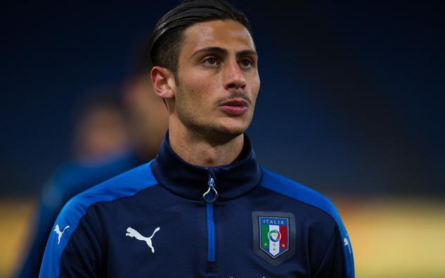 蝉联六届 蝉联六届