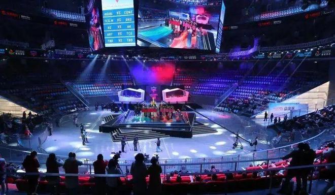 响了警钟 响了警钟