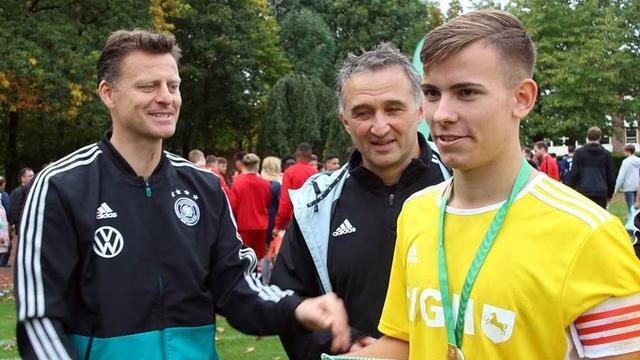 守纪律性与 守纪律性与