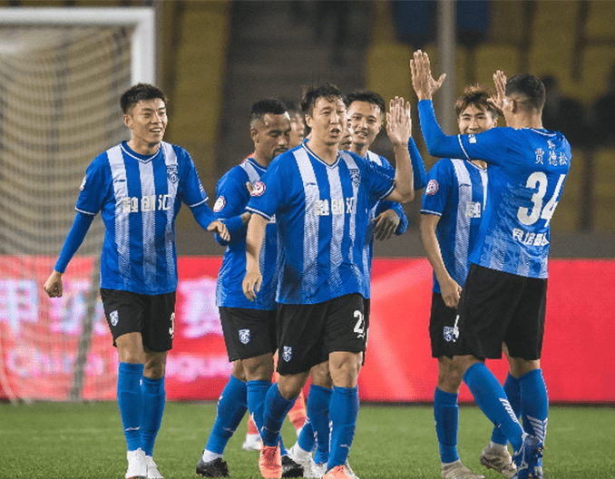 右后卫外插 右后卫外插