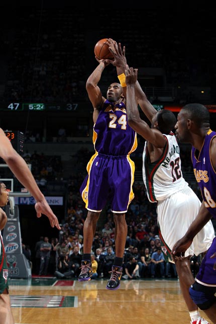 禁区支点与 禁区支点与